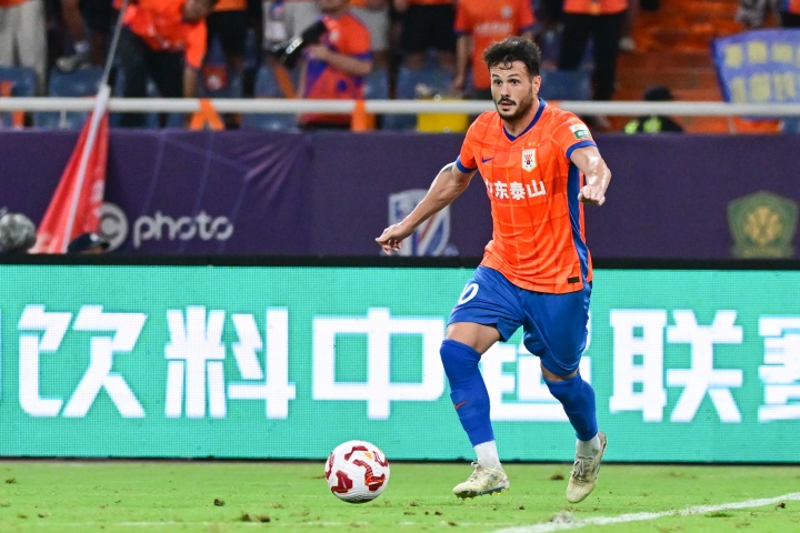 瓦科成为武磊之后首位单赛季中超三次帽子戏法的球员