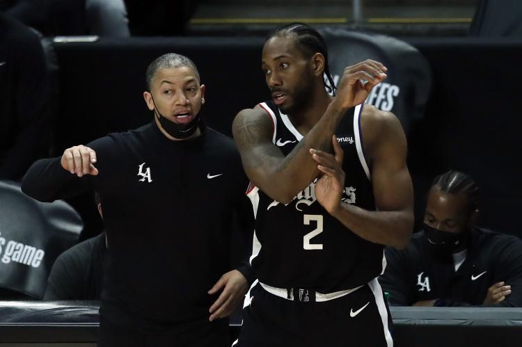 凯发k8注册-泰伦-卢：我给小卡展示乔丹&amp;amp;科比的脚步 他真的学进去了