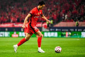 凯发k8注册-不凡刘若钒本赛季贡献5球4助攻，两项数据均是中超生涯最高