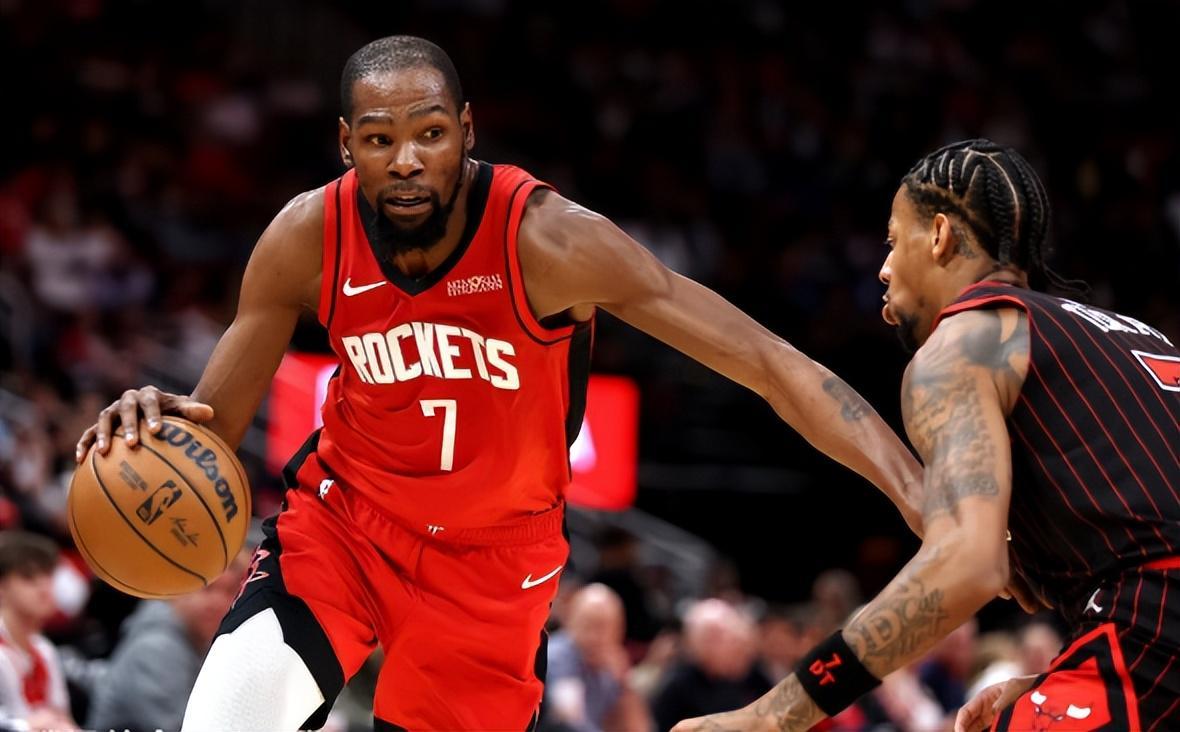 火箭终结3连败！杜兰特两记暴扣杀死比赛，申京轰23+11，小贾回暖