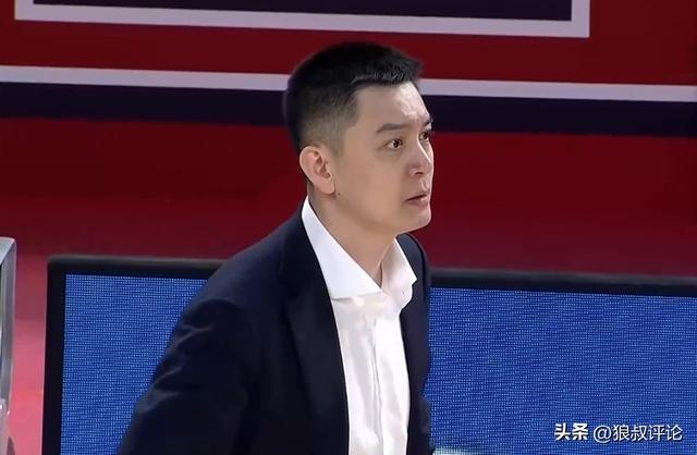 凯发k8国际-杨鸣：第四节关键球总是差一口气 这种情况连续出现大家会有点阴影